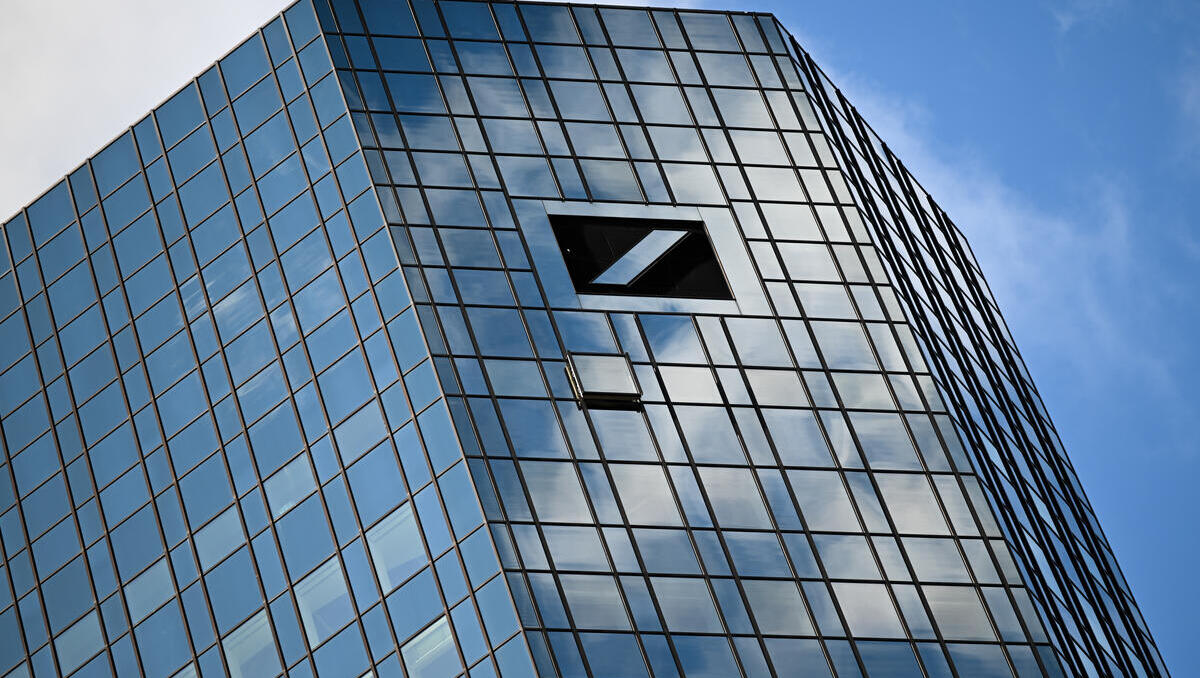Deutsche Bank-Aktie: DAX-Wert 2025 mit Gewinn auf Rekordniveau