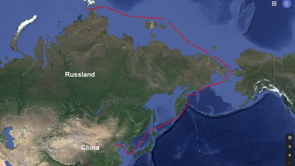 Packeis kein Hindernis mehr: Russischer Gas-Tanker durchquert Arktis 