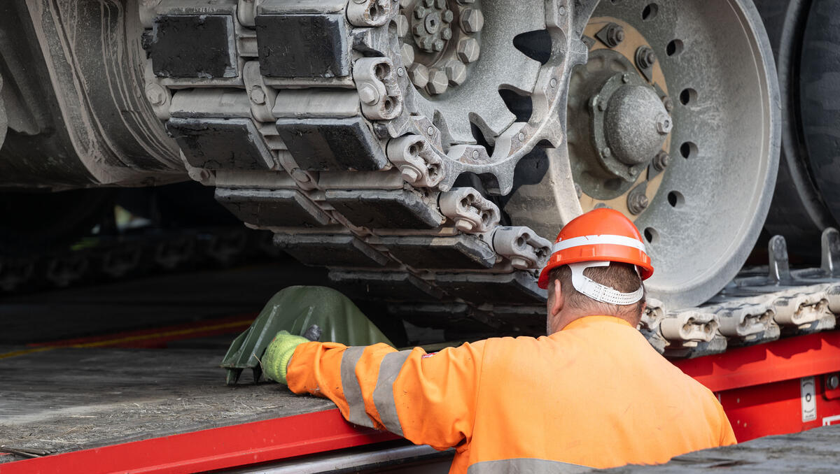 EU-Verkehrskommissar: Europas Infrastruktur sind für einen Krieg mit Russland ungeeignet