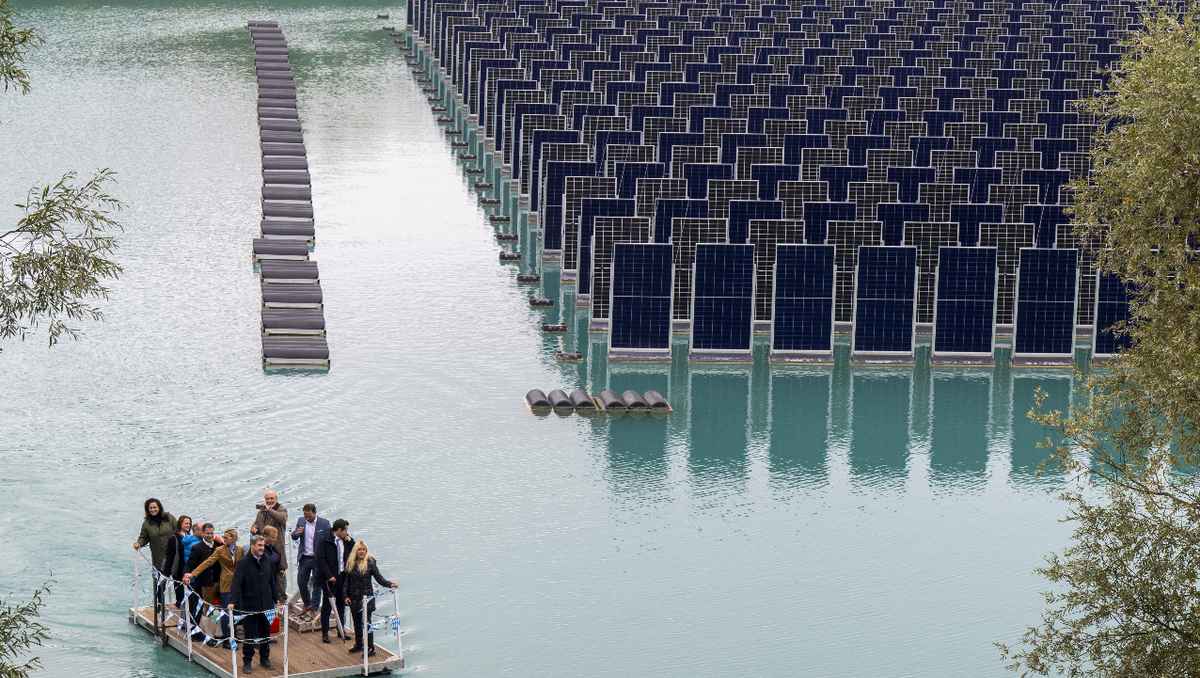 PV-Anlagen für Unternehmen: Wie Betriebe mit Steuerbonus und Eigenstrom doppelt punkten