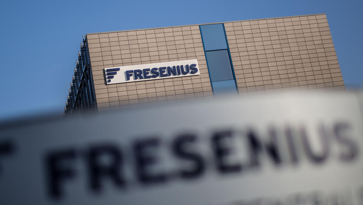 Fresenius Medical Care-Aktie unter Druck: Einführung des neuen Dialysegeräts belastet