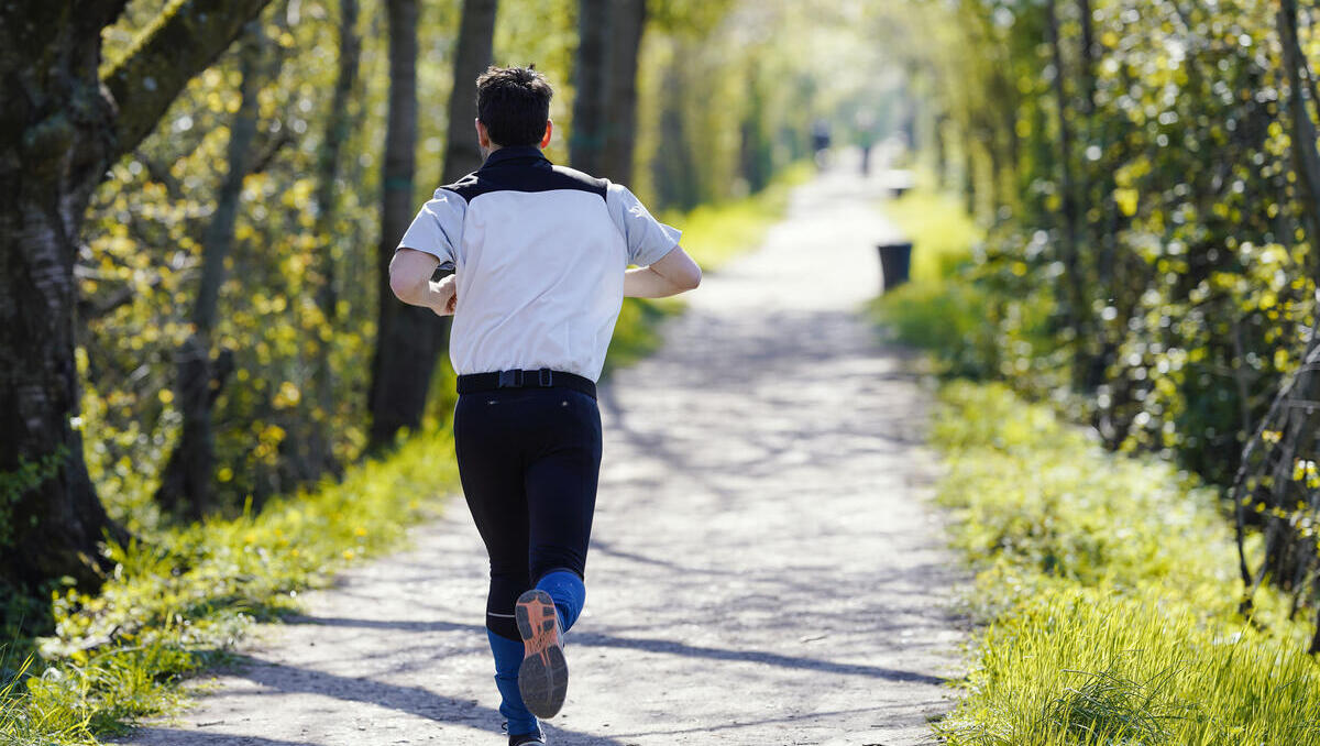 Gesundheitsreport 2025: Sitzen, Stress, schlechter Schlaf – die unsichtbaren Gesundheitsfallen