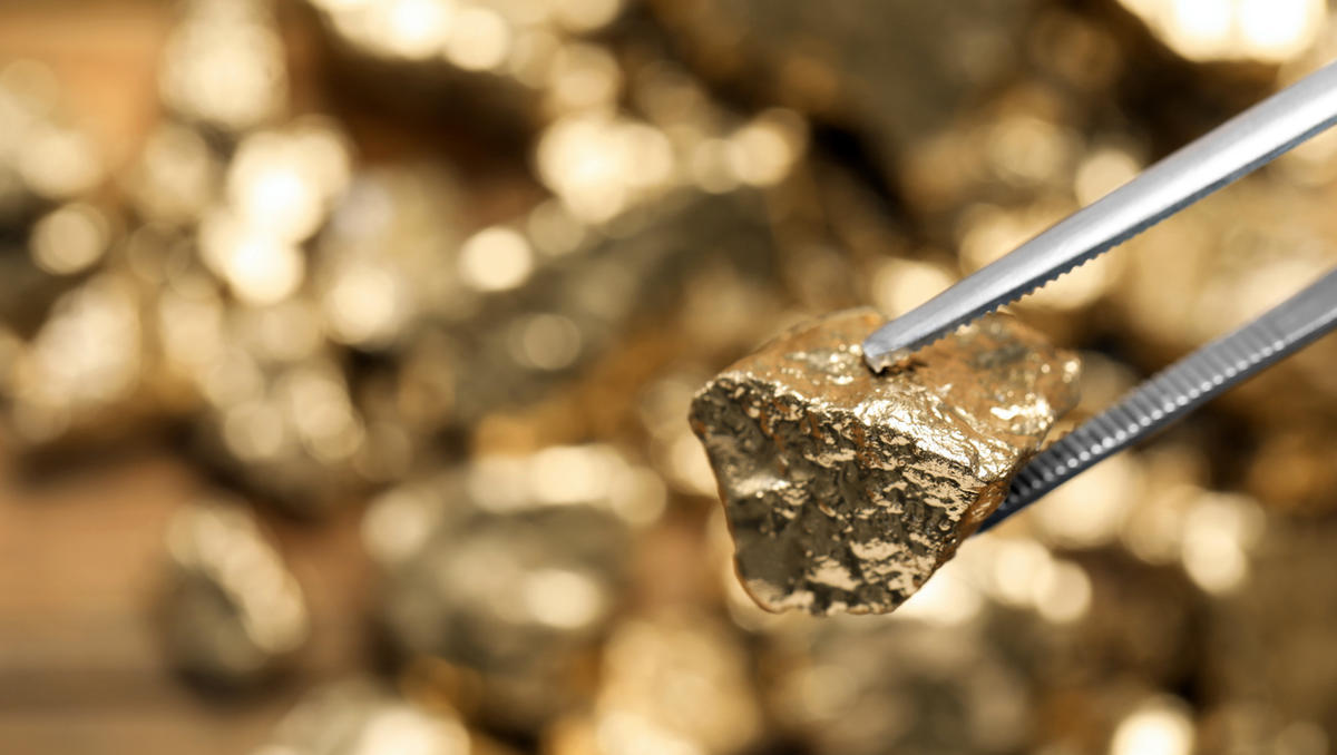 Goldpreis aktuell stabil: Deutsche Goldinvestments erholen sich – wie Anleger jetzt reagieren sollten