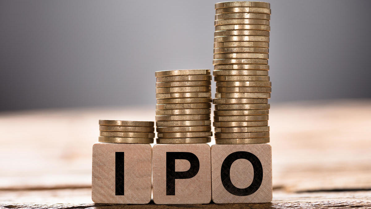 IPO von Birkenstock: Lohnen sich Neu-Aktien?