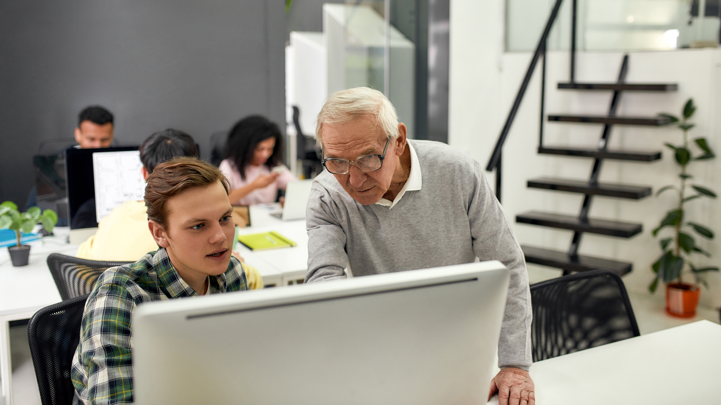 Fachkräftemangel durch demografischen Wandel: Lösungen für Unternehmen