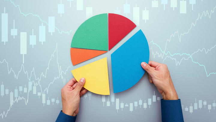 Core-Satellite: Was Professoren über den Mix aus Aktien und ETFs denken Core-Satellite: Was Professoren über den Mix aus Aktien und ETFs denken