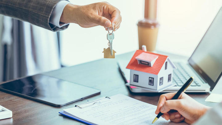 Immobilie verkaufen: Mit diesen Marktanalysen und Tipps gelingt der Immobilienverkauf Immobilie verkaufen: Mit diesen Marktanalysen und Tipps gelingt der Immobilienverkauf