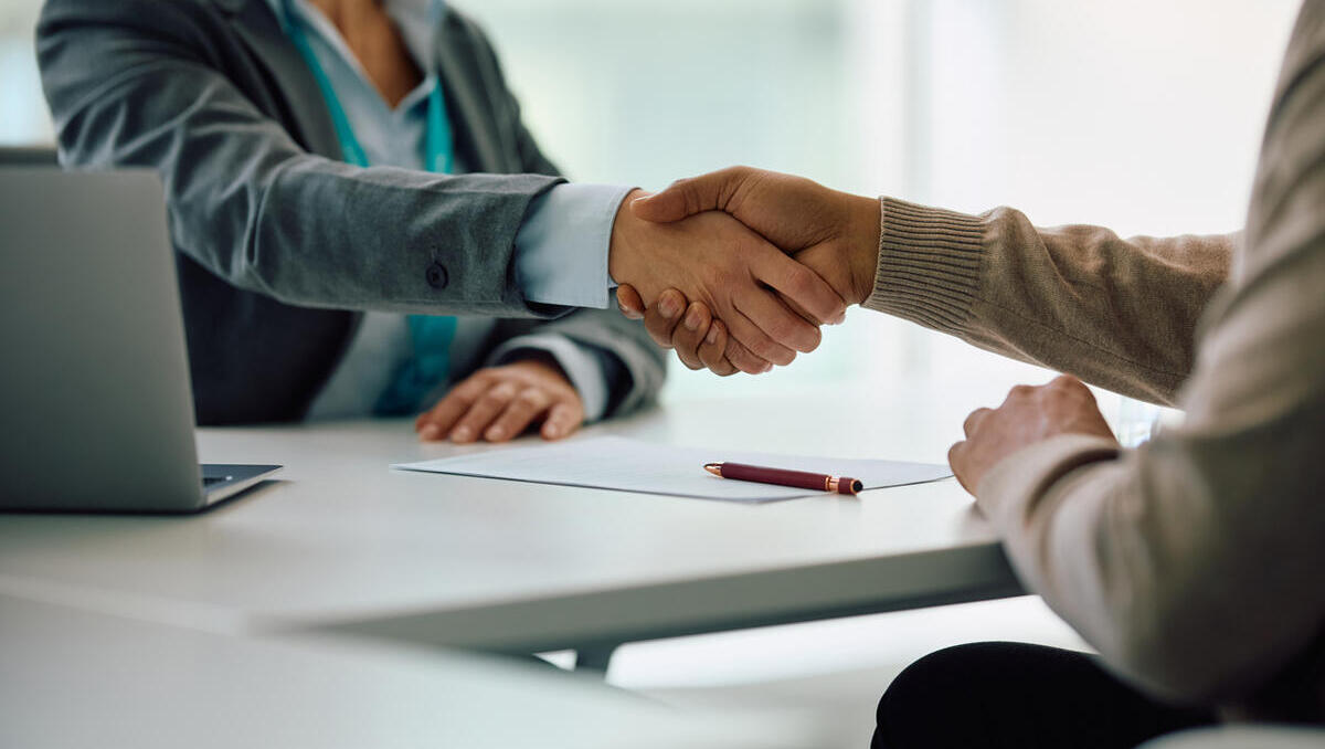 Arbeitsmarkt: Sieben Wege wie Unternehmen Fachkräfte finden und halten