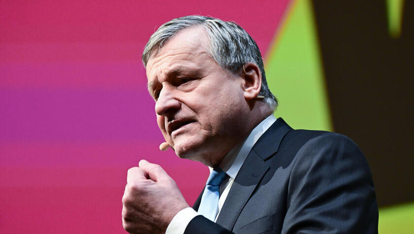 Hans-Ulrich Rülke, Landesvorsitzender der FDP Baden-Württemberg, spricht beim traditionellen Dreikönigstreffen der FDP im Opernhaus. (zu dpa: «FDP will wegen SWR-Triell zur Landtagswahl klagen») +++ dpa-Bildfunk +++