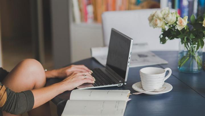 Arbeiten nach Corona: Mehrheit wünscht sich Mischung aus Home-Office und Büro