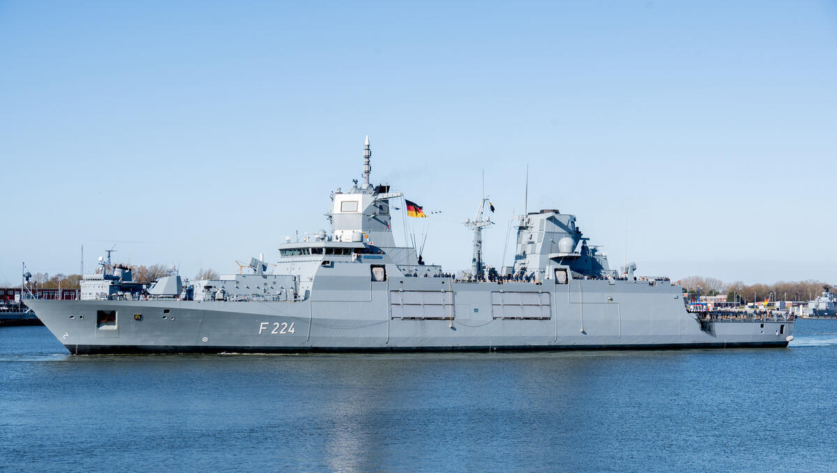 Ballistische Rakete: Neue Schlagkraft für Deutschland – Bundeswehr-Marine testet Lora