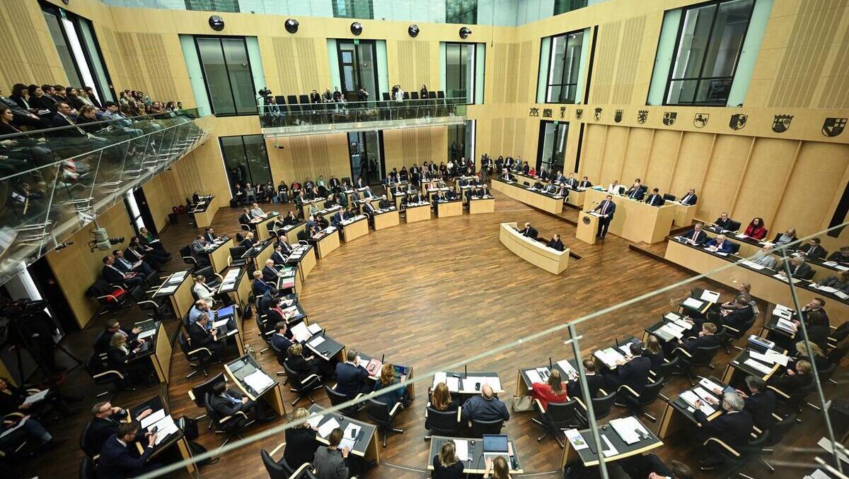 Etatdebatte im Bundesrat: Länder formieren Widerstand gegen geplante Steuererhöhungen