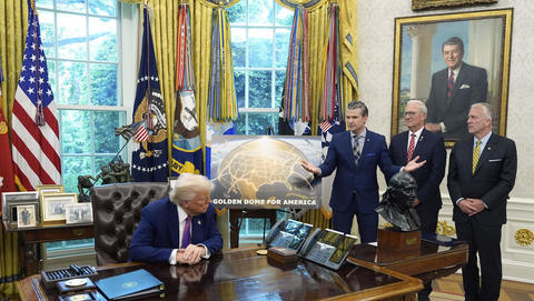 Trumps „Goldener Schild“: USA planen milliardenschweren Raketenschutzschirm