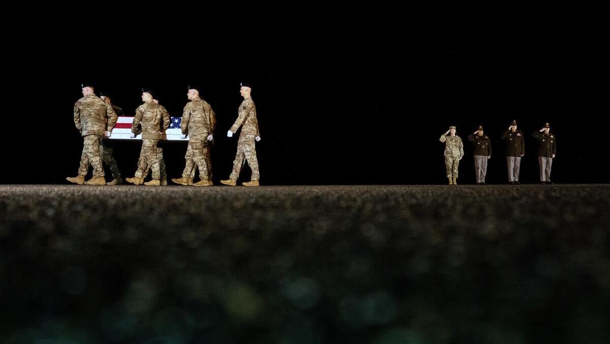 Geheime Unterstützung: Russland liefert Iran Zieldaten gegen amerikanische Streitkräfte