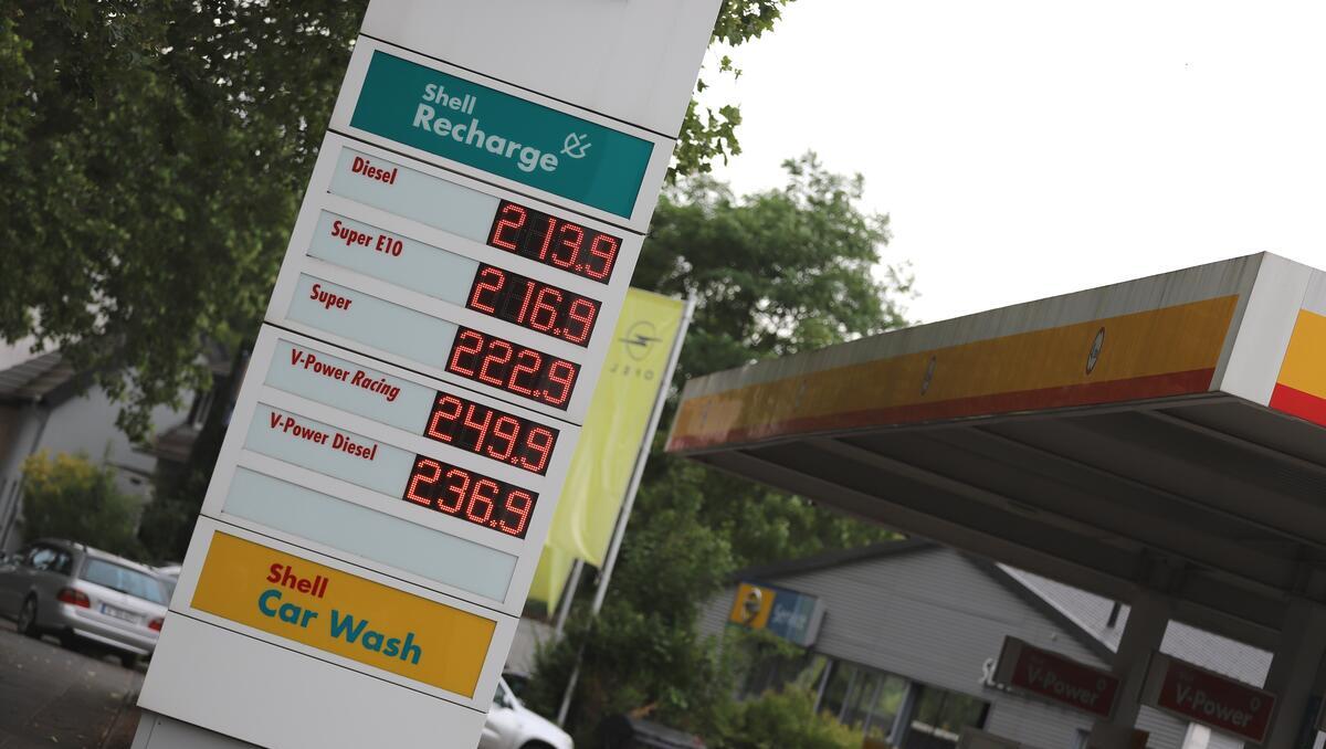 Spritpreise sinken leicht – ADAC sieht Hoffnung