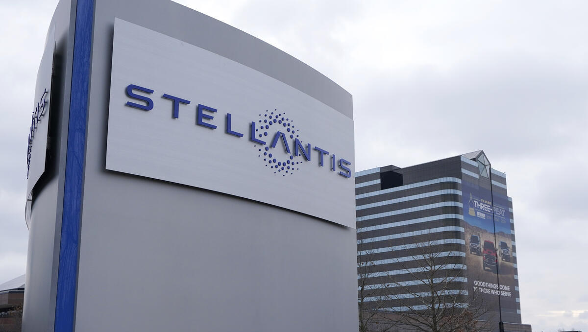 Stellantis-Aktie rutscht ab: Milliardenverlust bei Opel-Mutter