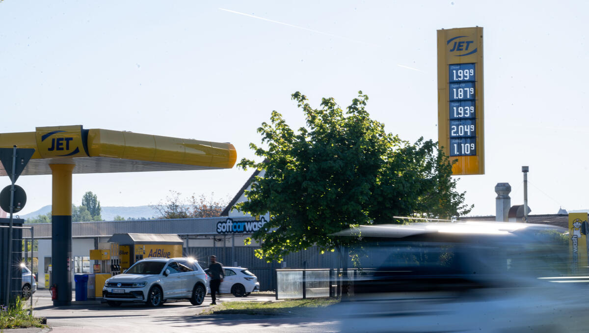 Spritpreise steigen trotz Tankrabatt weiter an: Woran das liegt