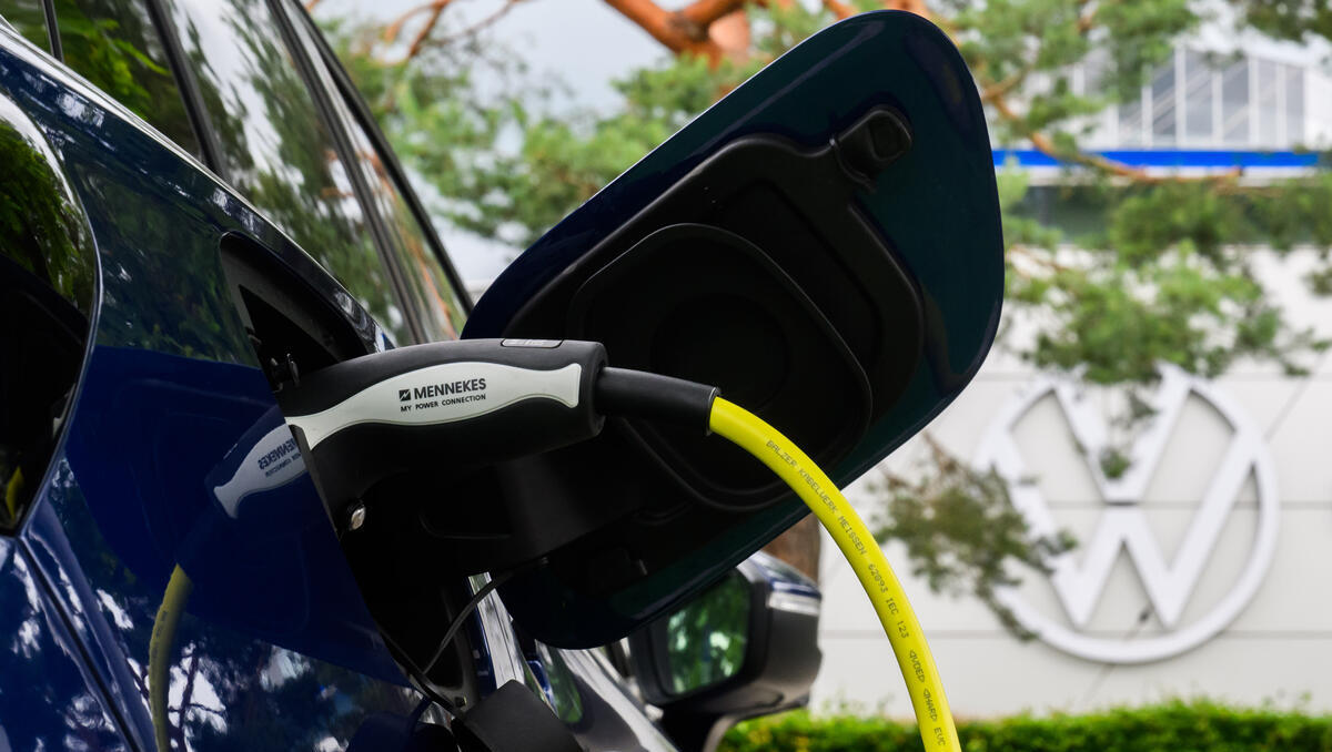 THG-Prämie beantragen: So sichern Sie sich als E-Auto-Besitzer Extra-Geld