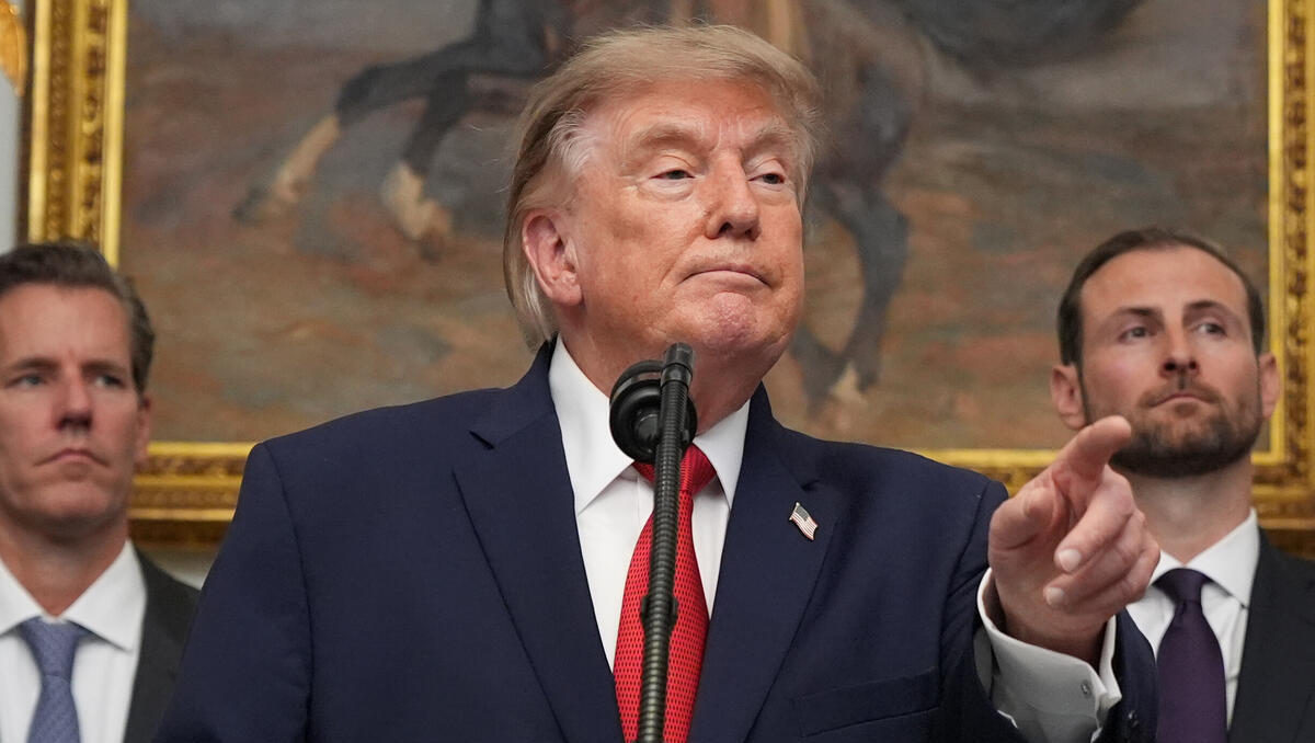 Wirtschaftskrieg gegen Iran: Trump droht mit „wirtschaftlichen D-Day“