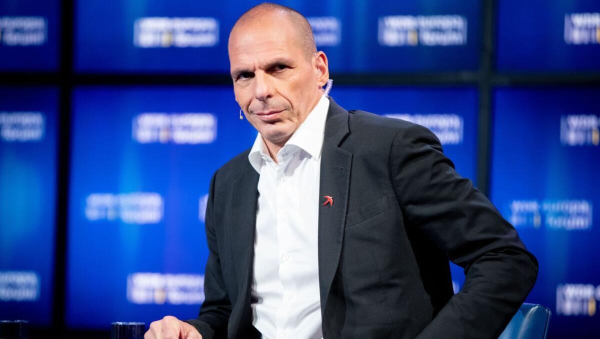 Kapitalismus lebt: Warum Yanis Varoufakis mit seiner Theorie vom Technofeudalismus zugleich falsch und richtig liegt