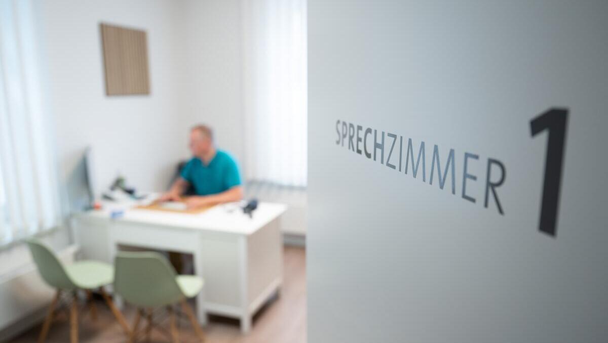 Gesundheitsreform: Startsignal für die Zuerst-zum-Hausarzt-Reform – was dahinter steckt  